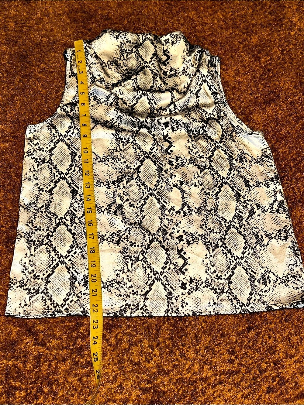 The Noli Shop Snakeskin Print Cowl Neck Top in White & Black Size Medium - Picture 2 of 6